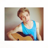 /album/photogallery/the-vamps-somebody-to-you-ft-demi-lovato-jpg1/